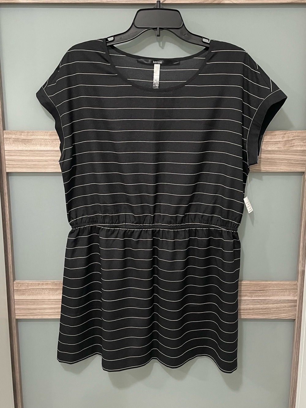 KENSIE striped blouse